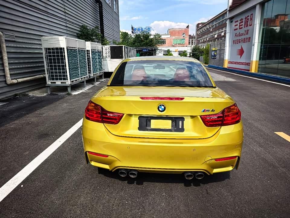 BMW M4
