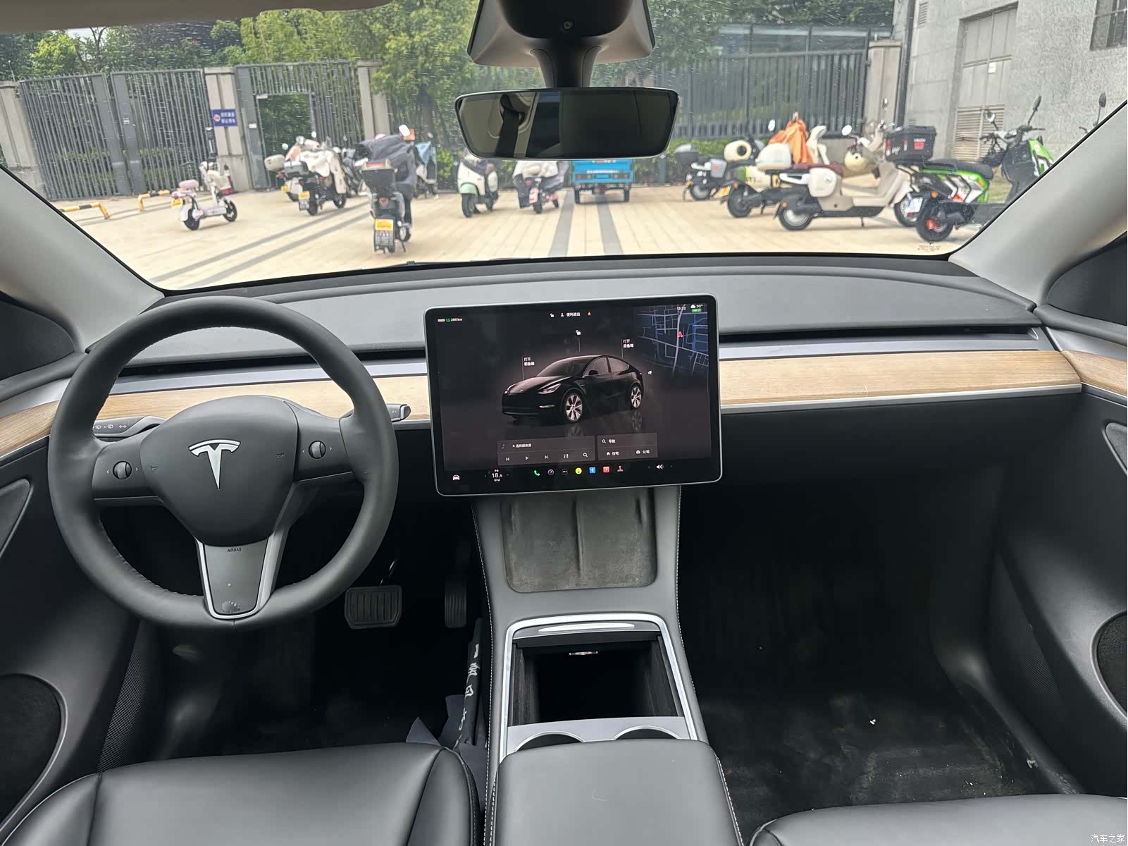Tesla Model Y, 2022 7