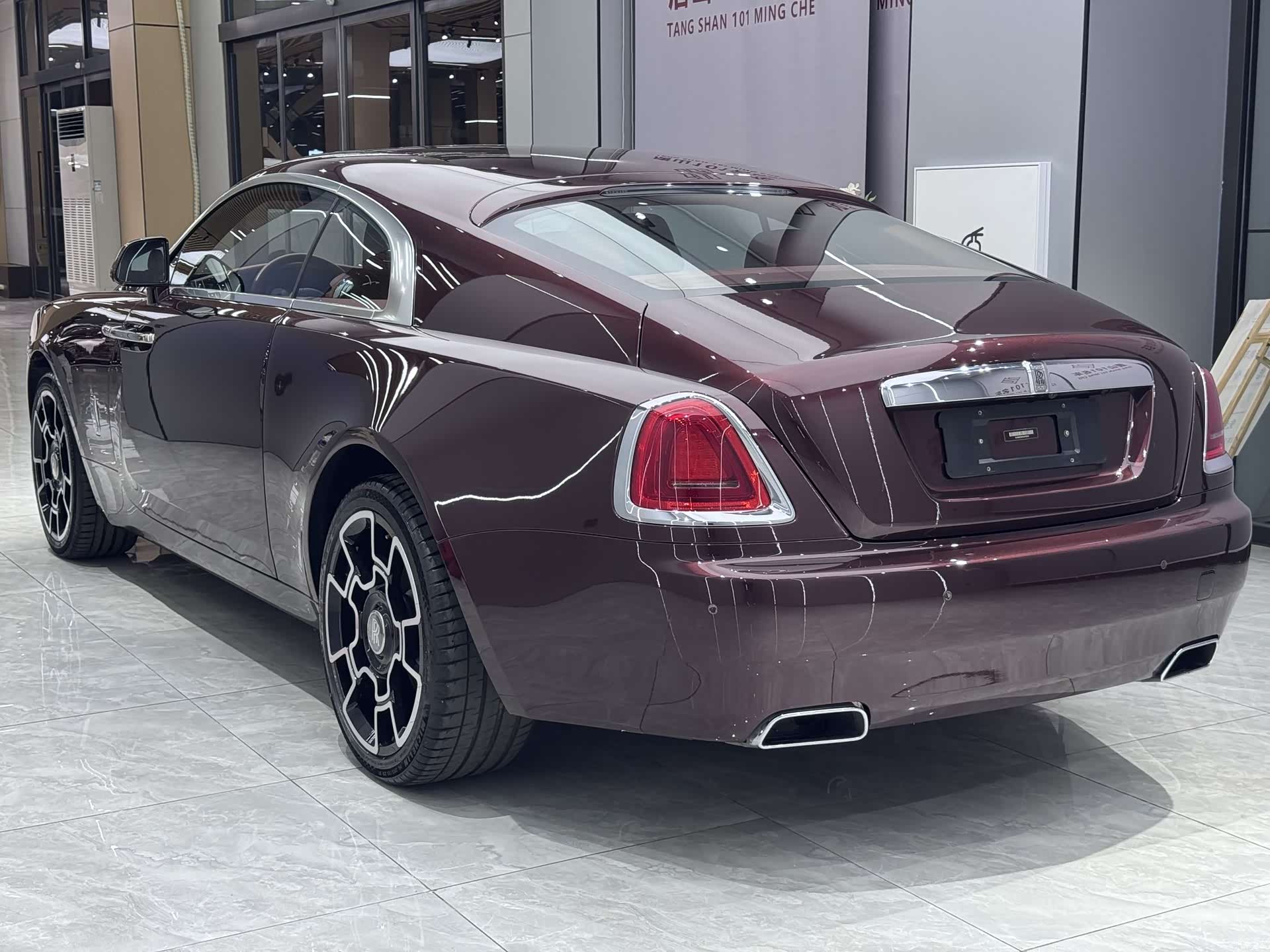 Rolls-Royce Wraith, 2017 10