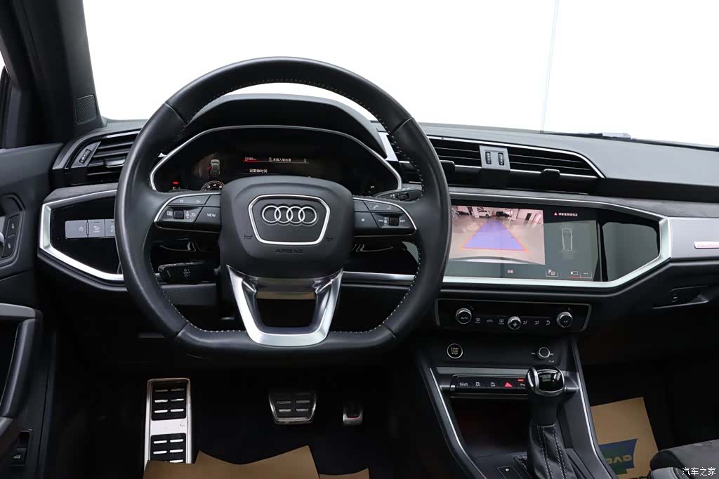 Audi Q3, 2022 29