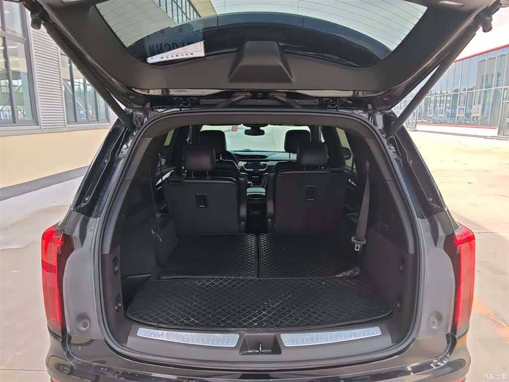 Cadillac XT6, 2021 19