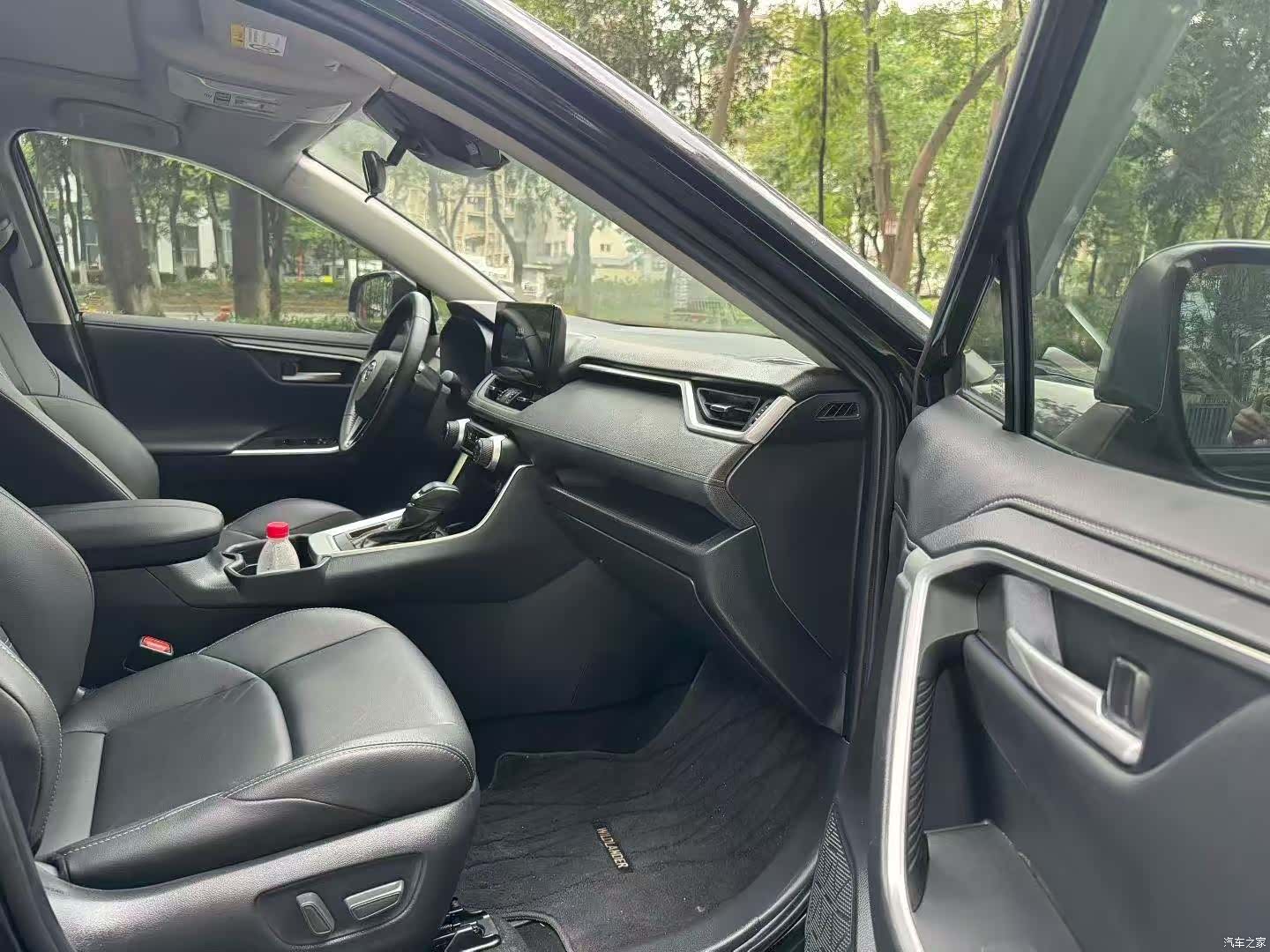 Toyota Wildlander, 2023 8