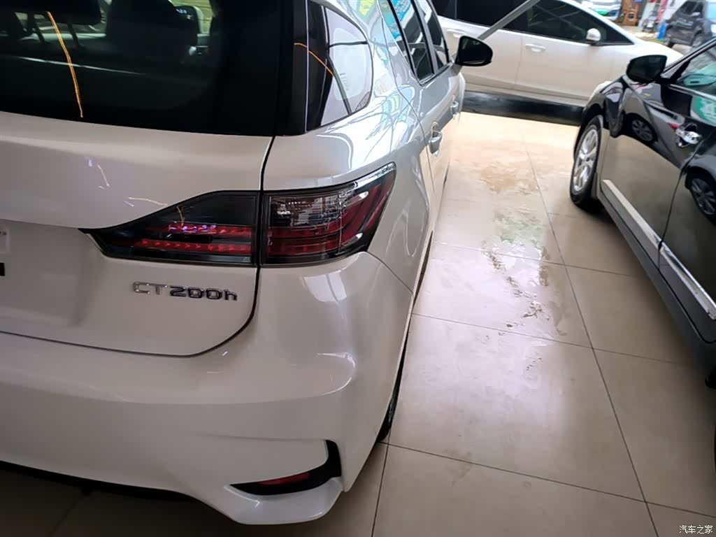 Lexus CT, 2015 8