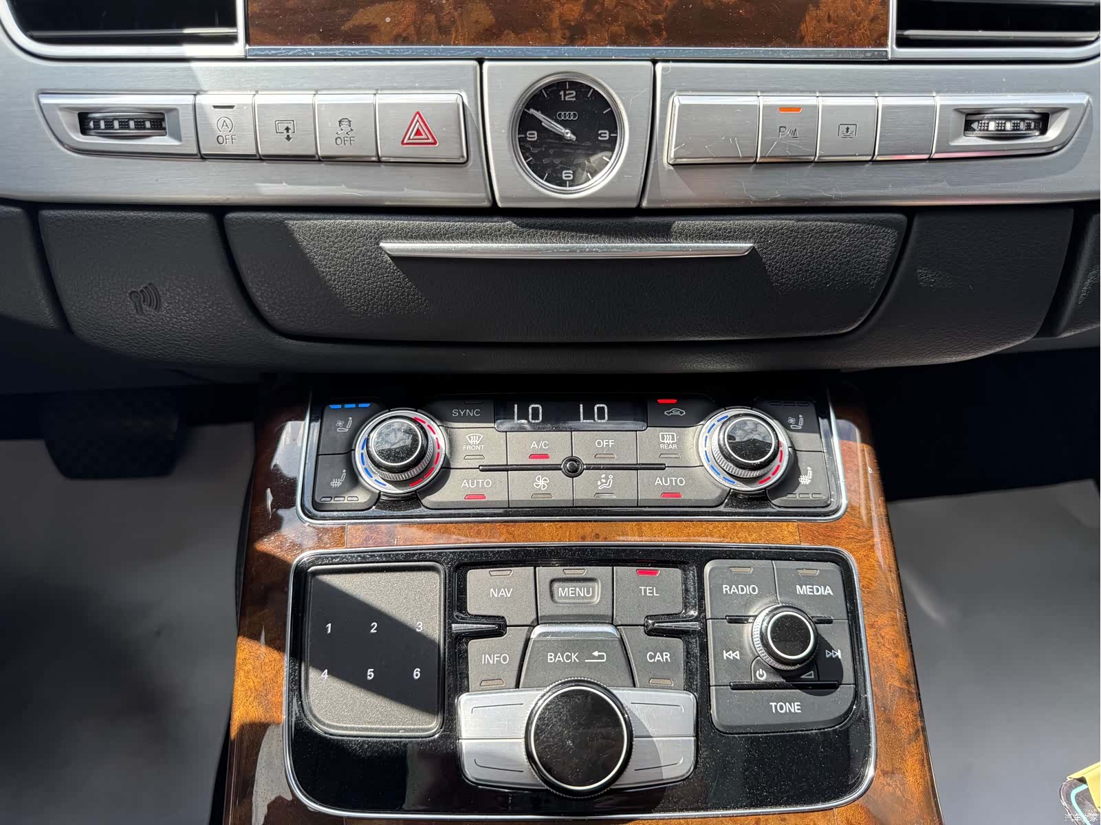 Audi A8L, 2014 33