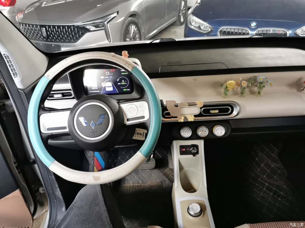 Wuling MINIEV, 2025 10