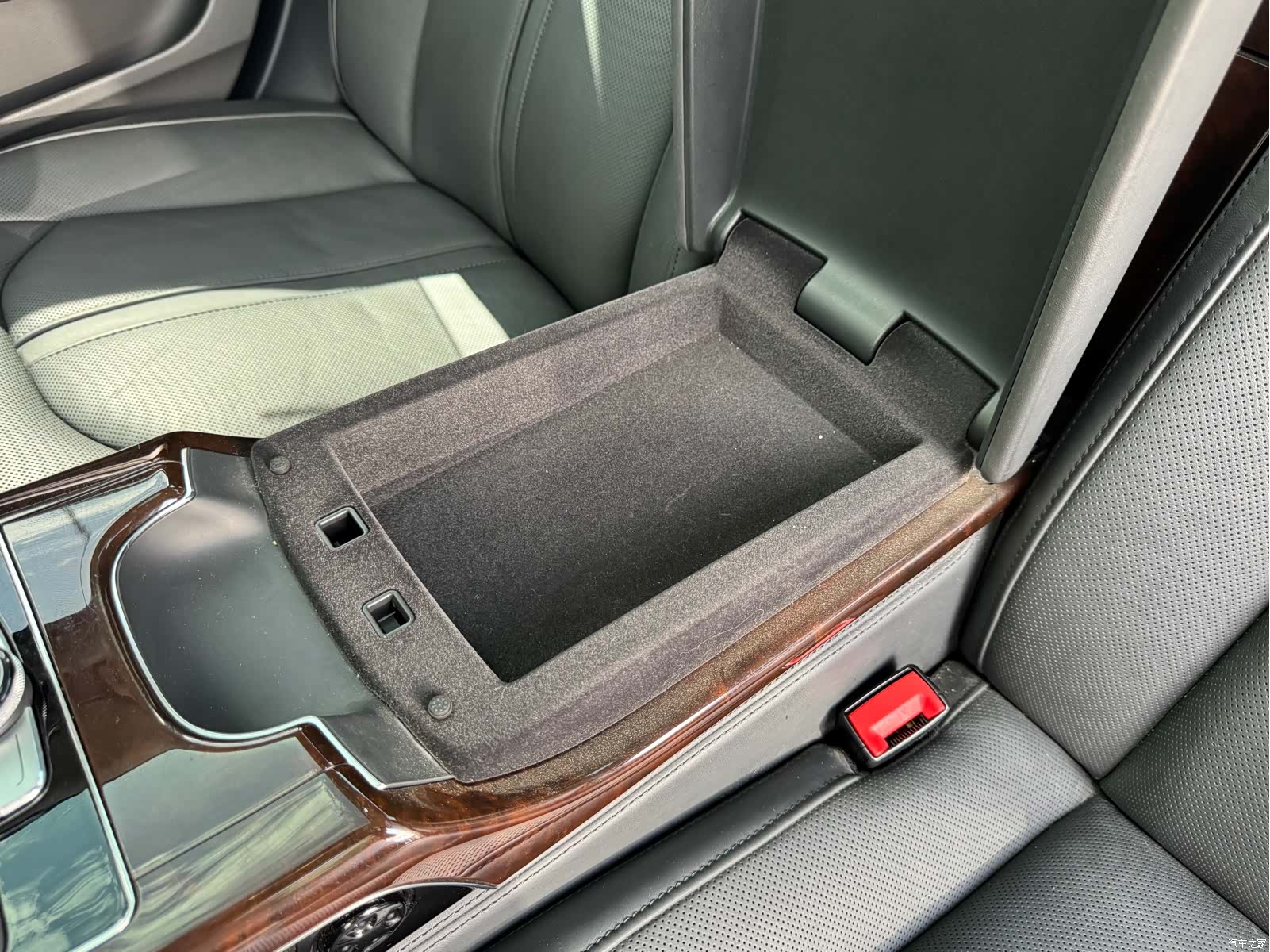 Audi A8L, 2014 22