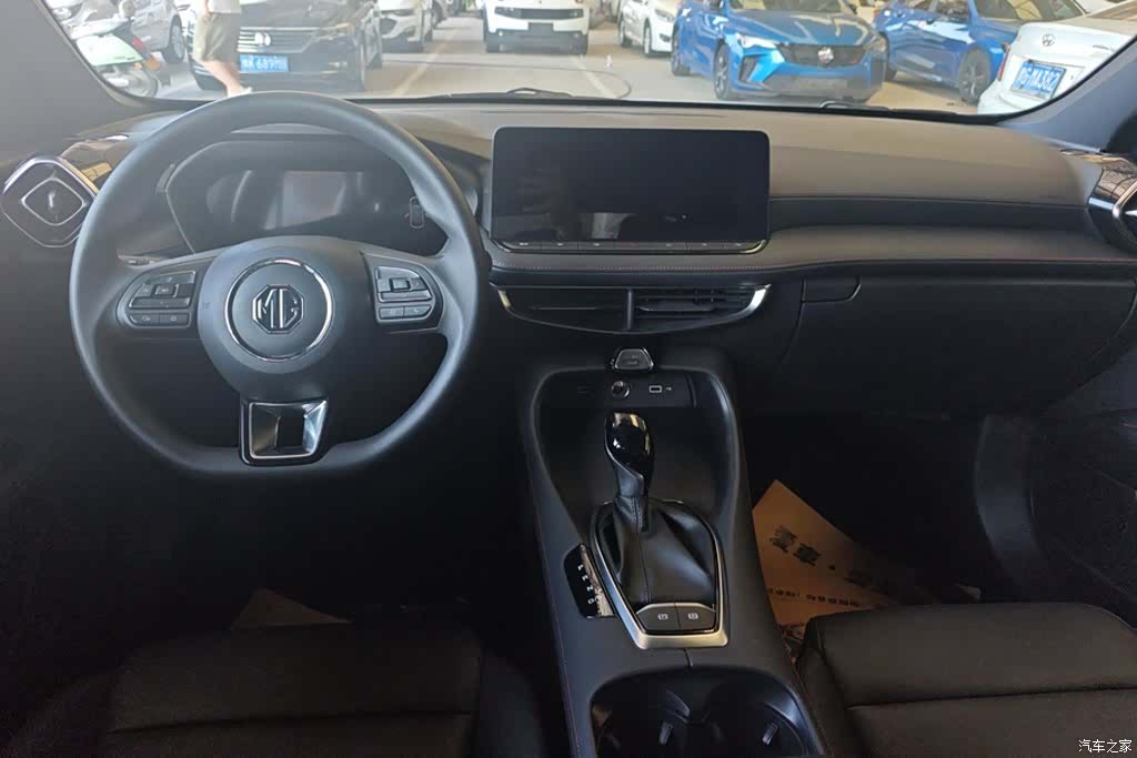 MG MG5, 2026 12