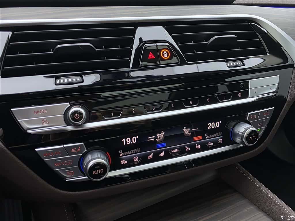 BMW 5 Series, 2022 17