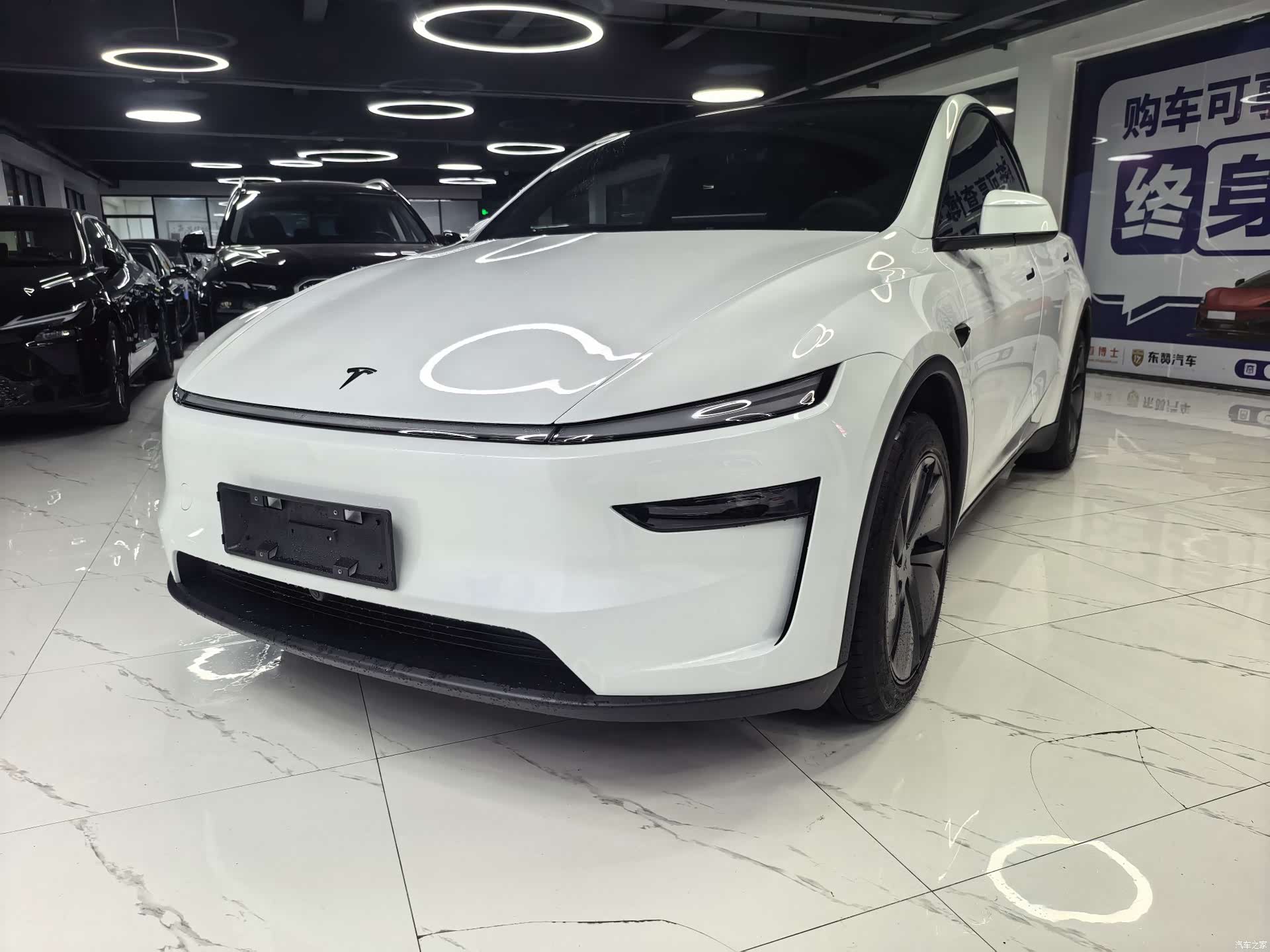 Tesla Model Y, 2026 1