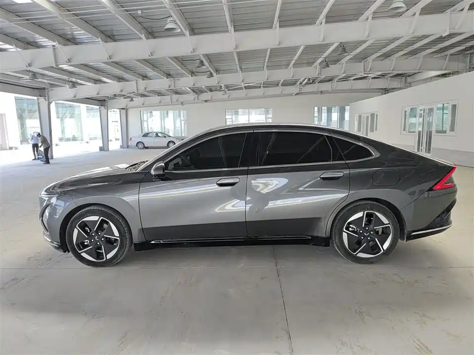 Wuling Wuling Starlight