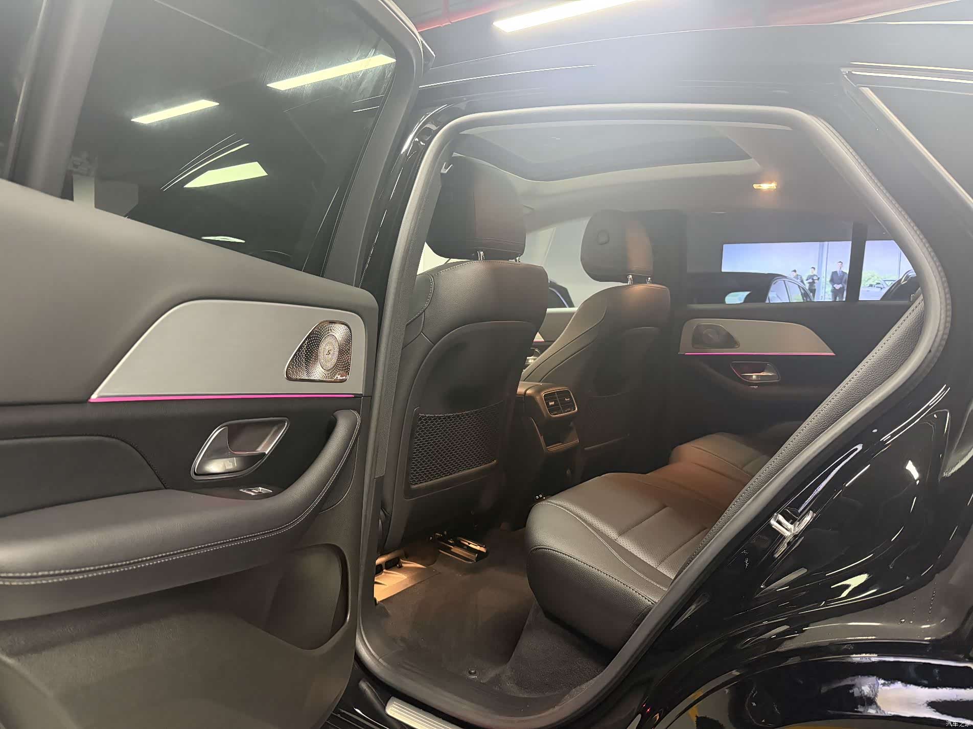 Mercedes-Benz GLE, 2026 10
