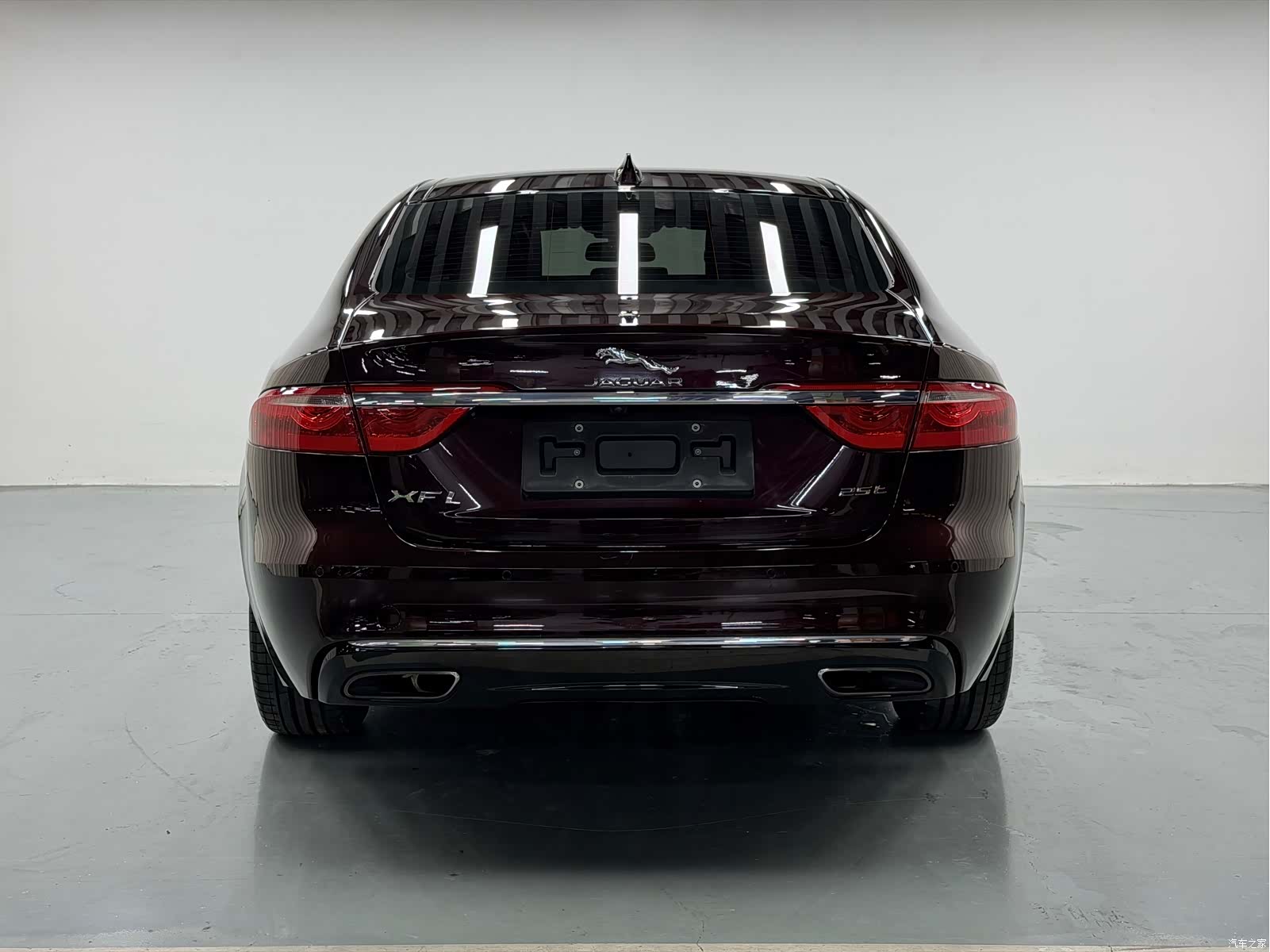 Land Rover XFL, 2018 26