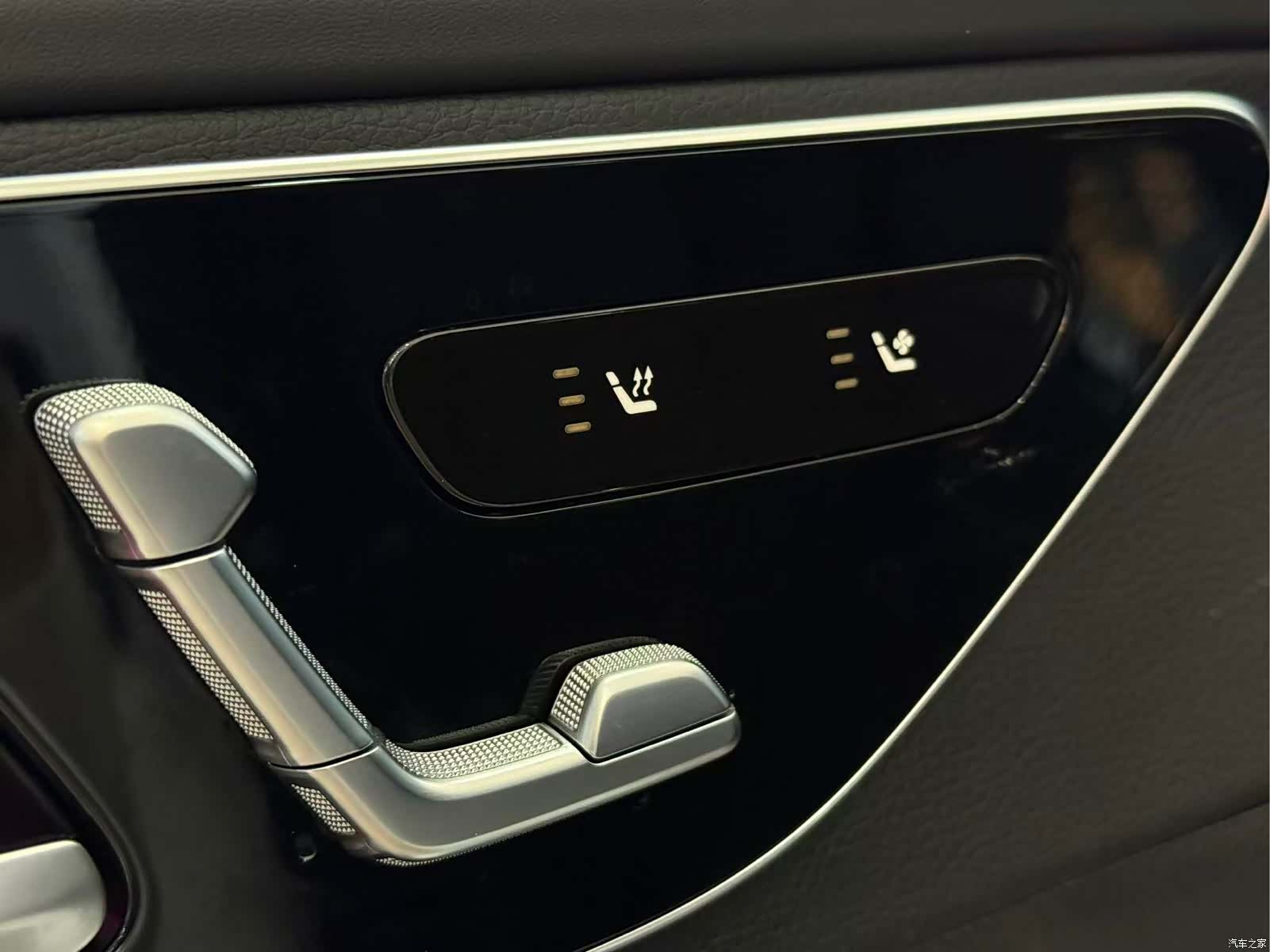 Mercedes-Benz C-Class, 2024 13