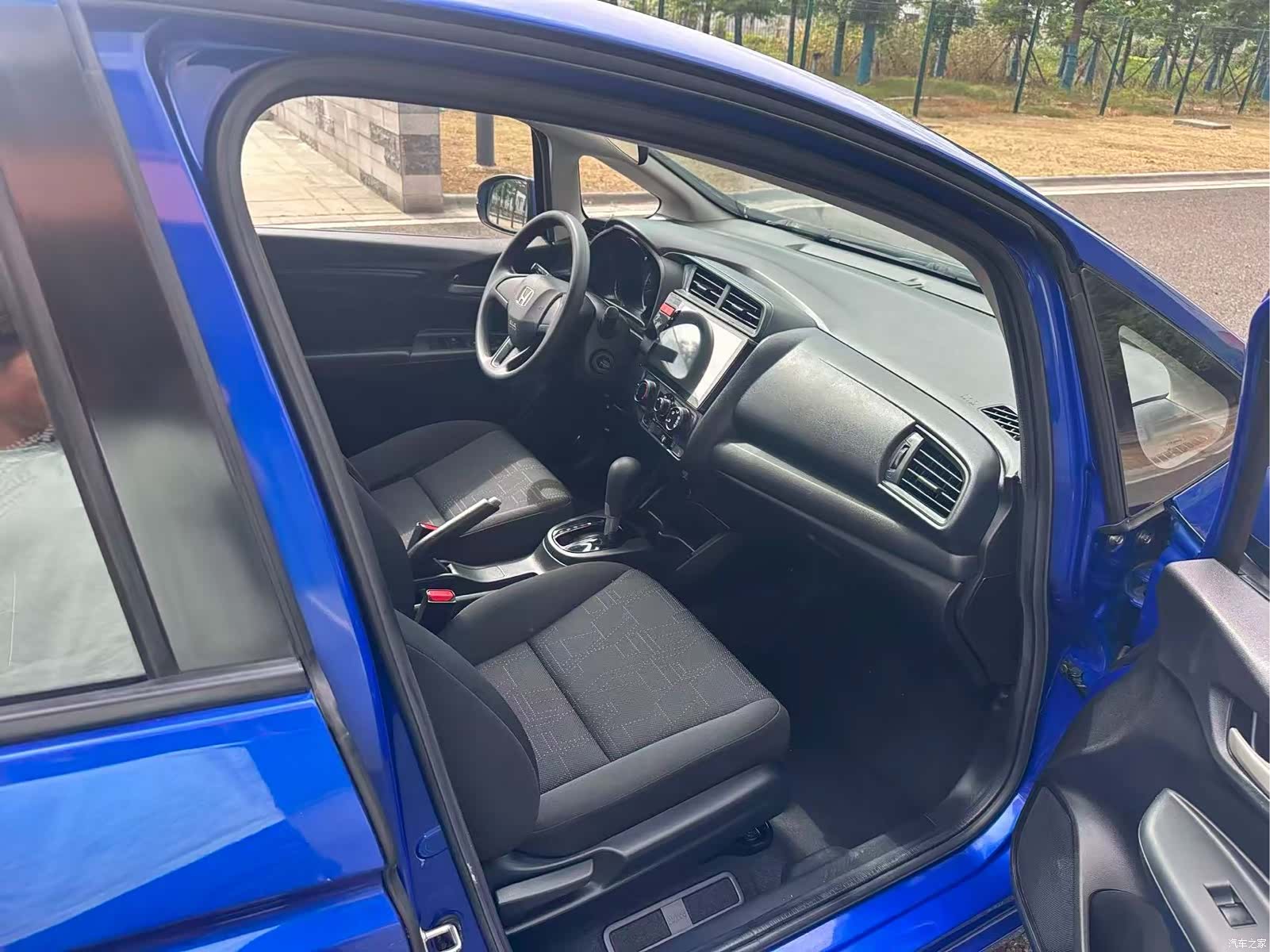Honda Fit, 2017 6