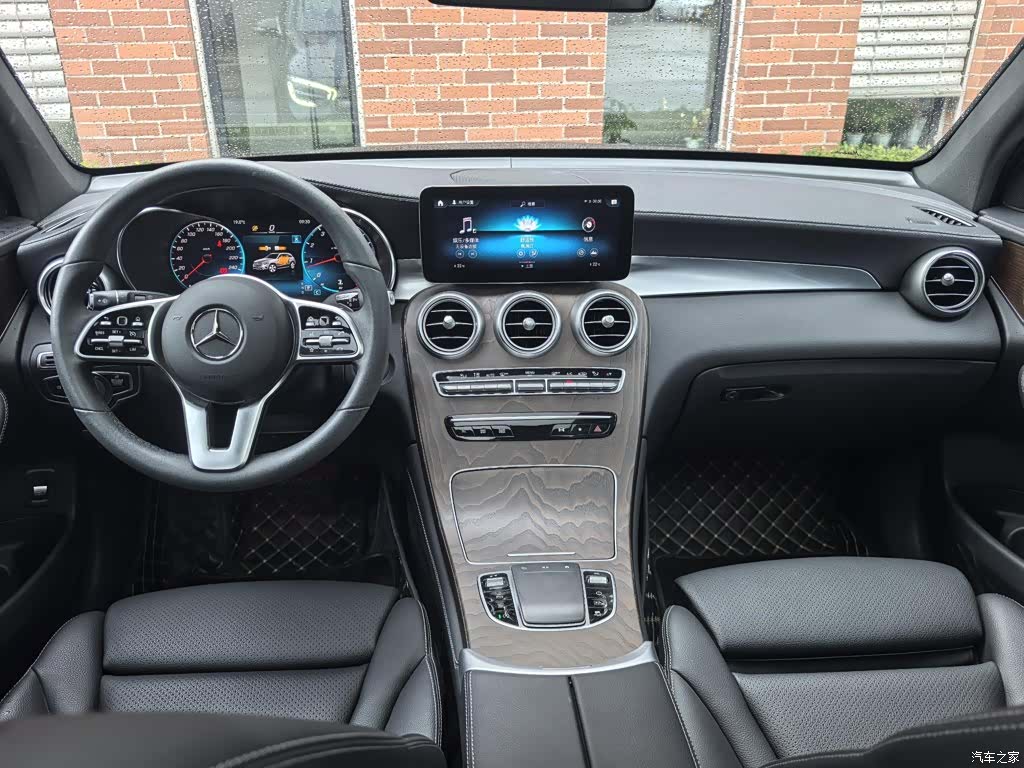 Mercedes-Benz GLC, 2021 все фото