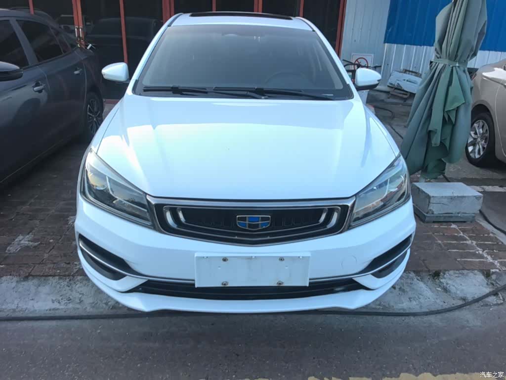 Geely Emgrand, 2018 3