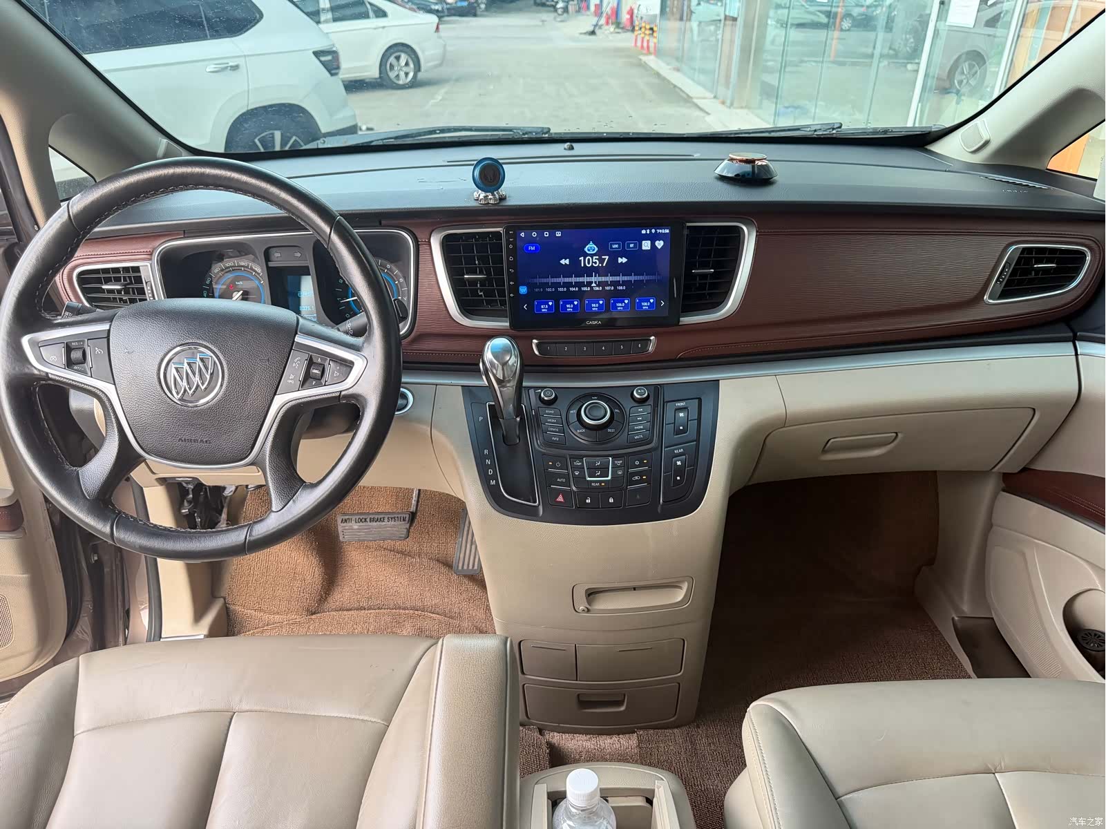 Buick GL8, 2016 7