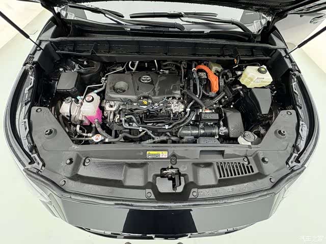 Toyota Crown, 2025 9