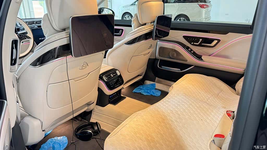 Maybach S-Class, 2025 6