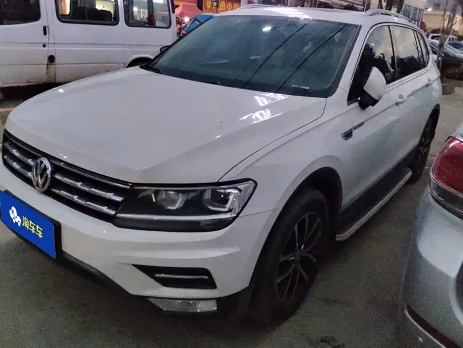 Volkswagen Tiguan L