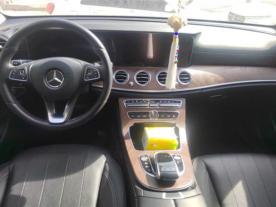 Mercedes-Benz E-class Mercedes-Benz E-class