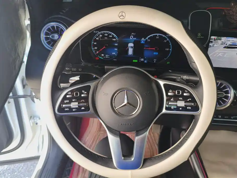 Mercedes-Benz EQA Mercedes-Benz EQA