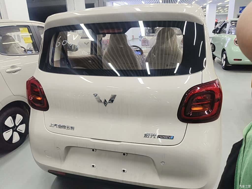 Wuling MINIEV, 2026 6