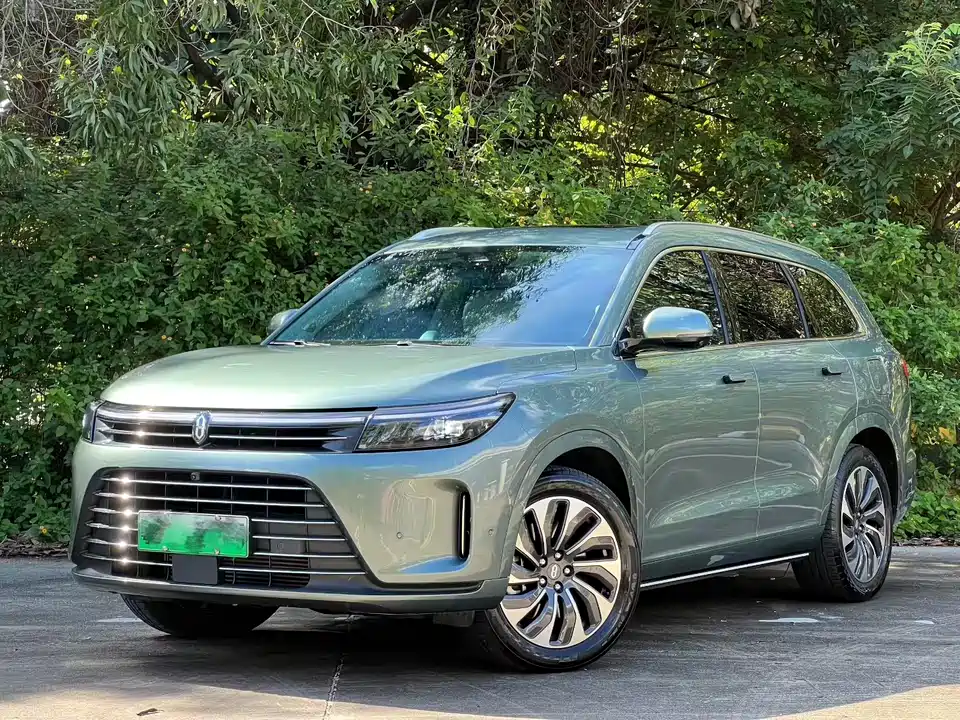 AITO Ask the world M7