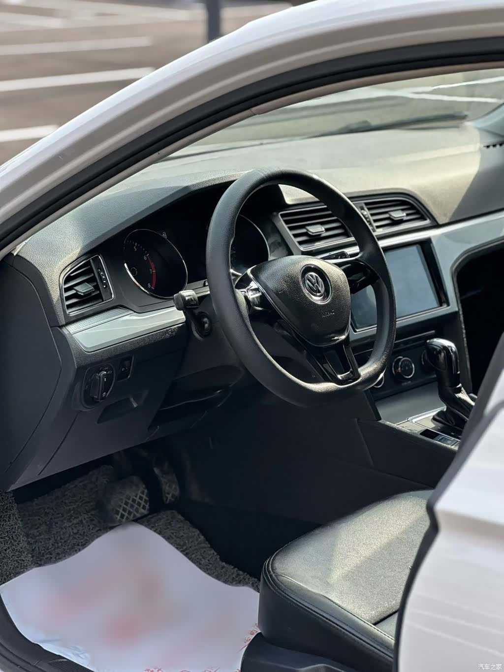 Volkswagen Lamando, 2018 16