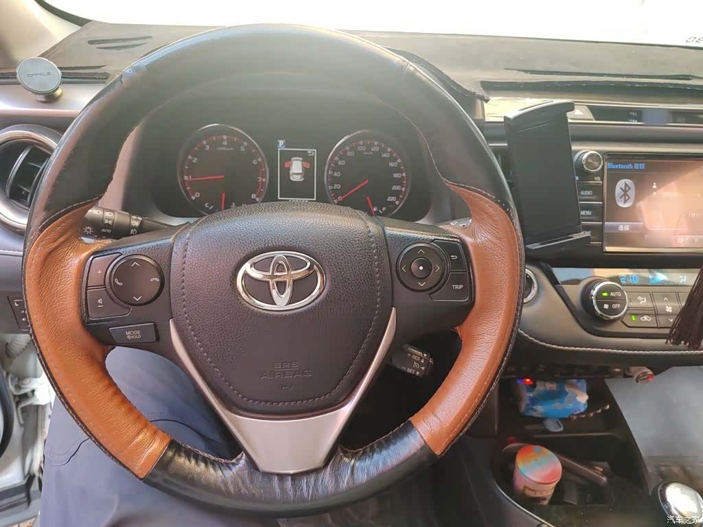 Toyota RAV4, 2016 3