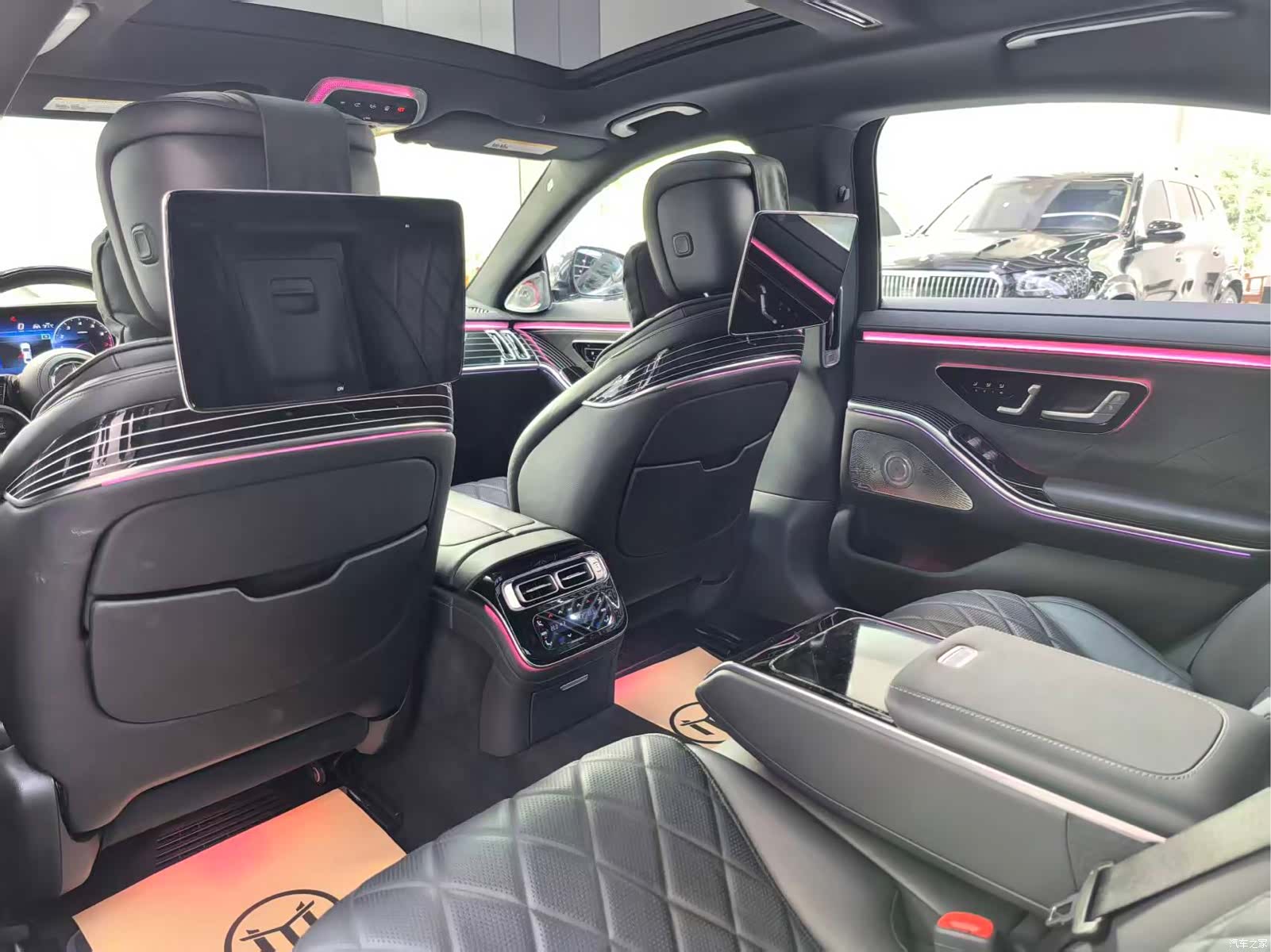 Mercedes-Benz S-Class, 2023 10
