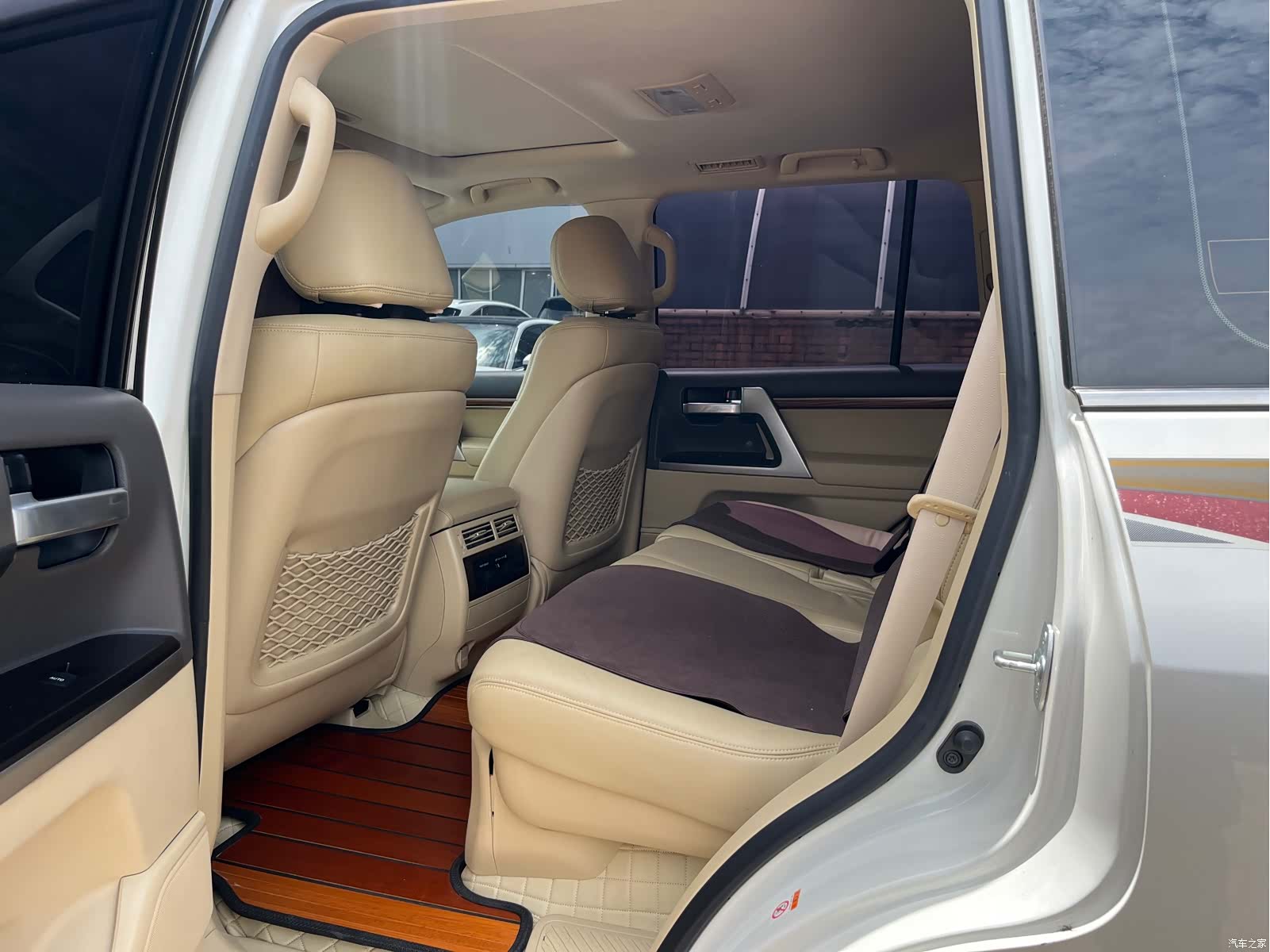 Toyota Land Cruiser, 2017 14