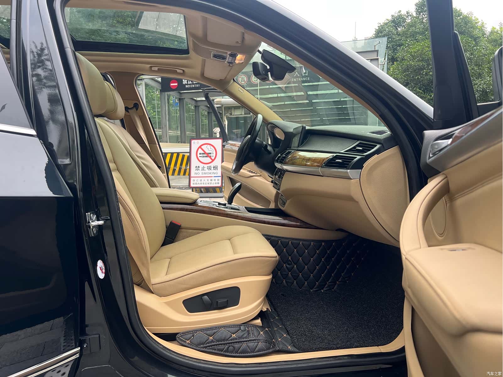BMW X5, 2009 9