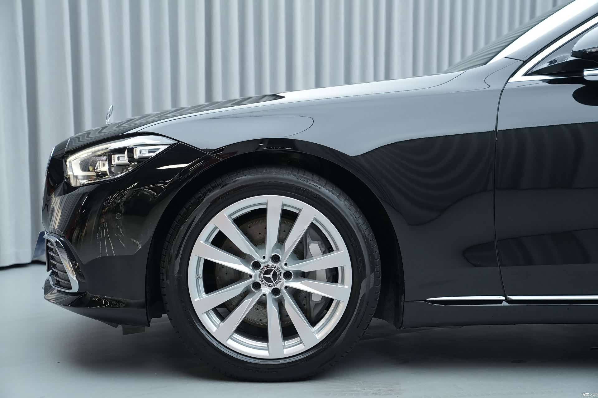 Mercedes-Benz S-Class, 2022 3