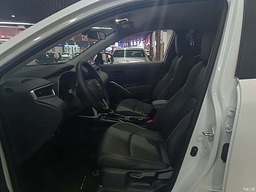 Toyota Frontlander, 2025 15