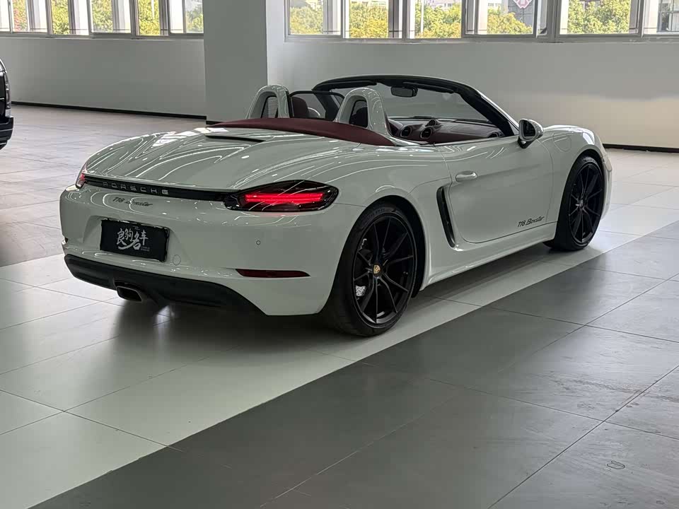 Porsche 718