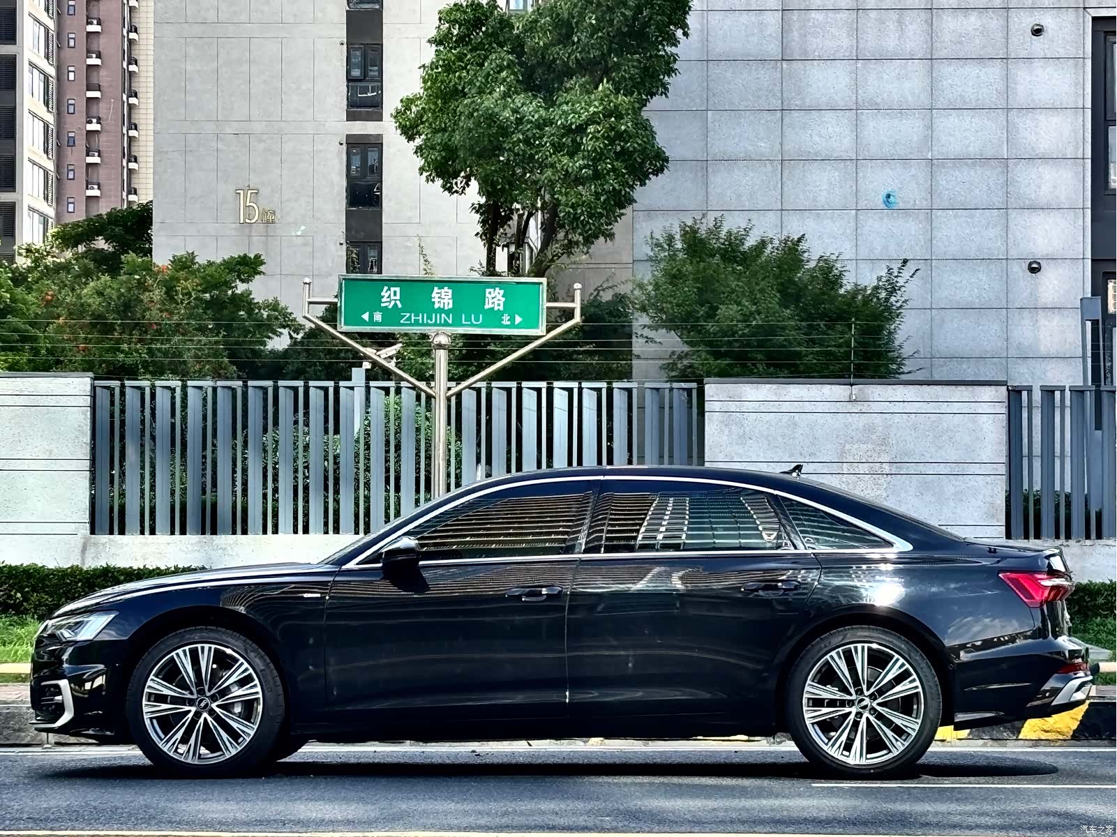 Audi A6L, 2025 4