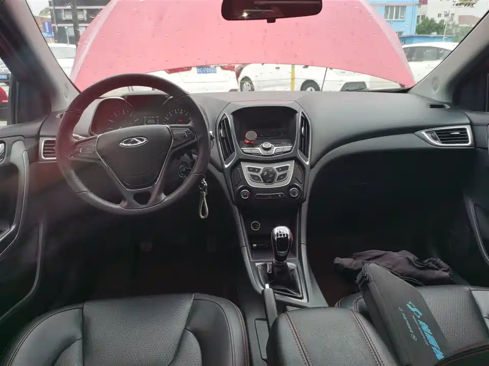 Chery Arrizo 5