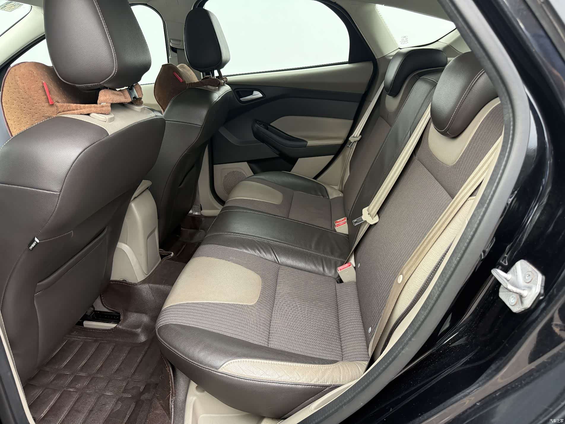 Ford Focus, 2014 16
