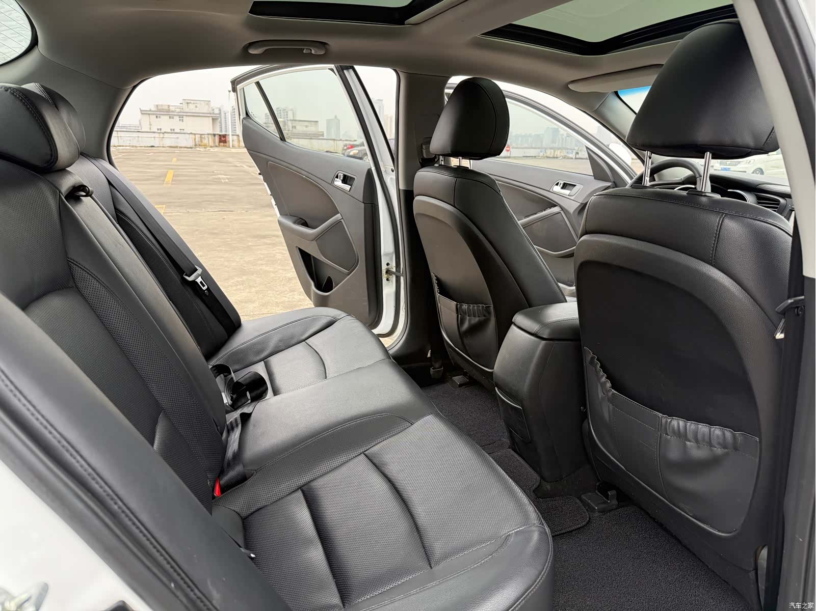 Kia K5, 2013 10