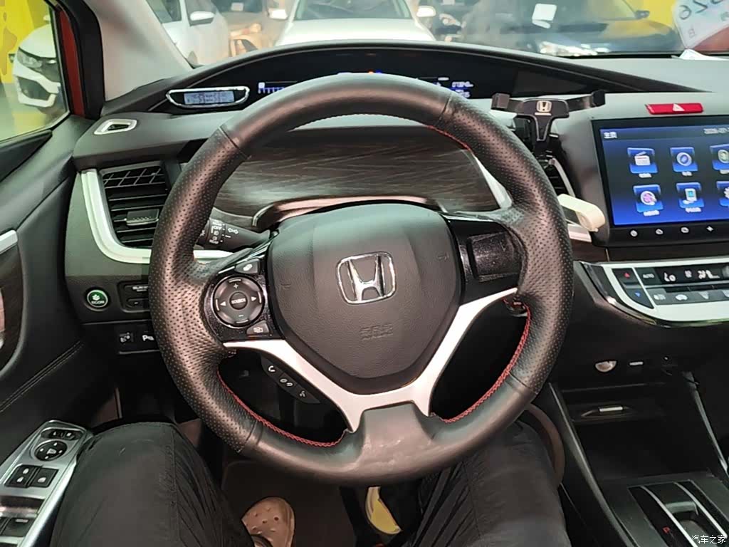Honda Jade, 2016 11