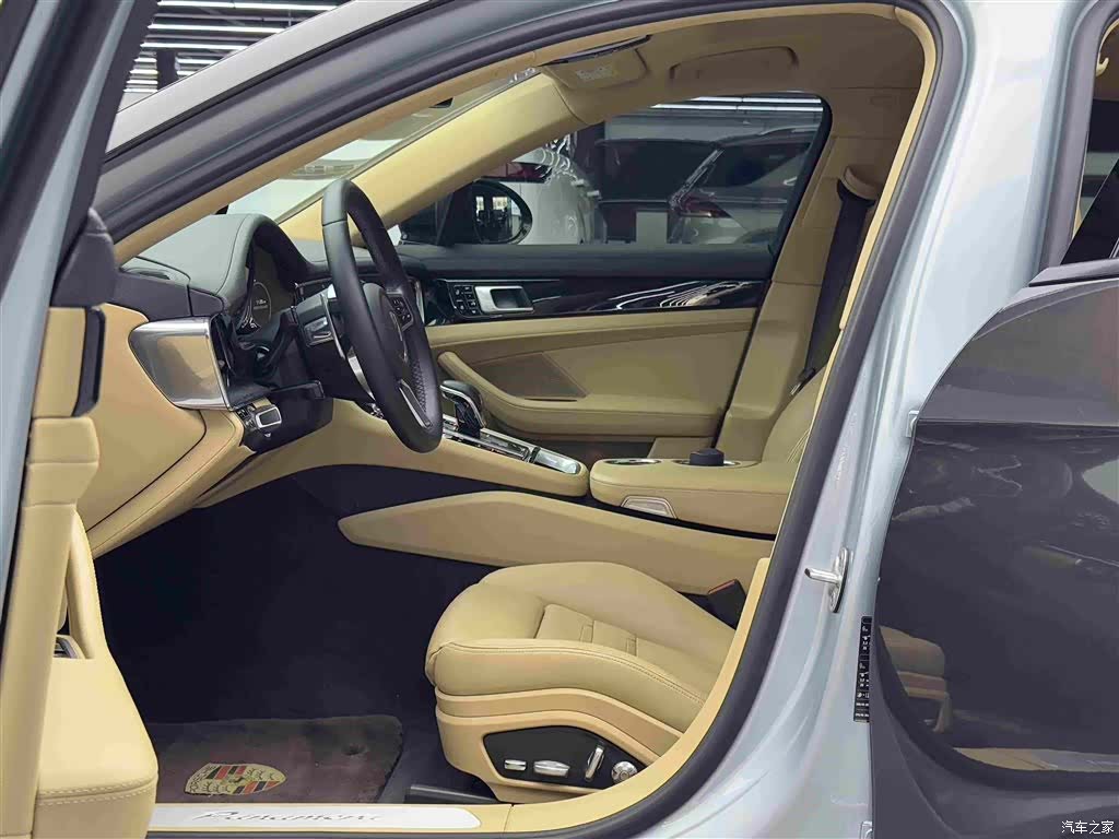 Porsche Panamera, 2020 6