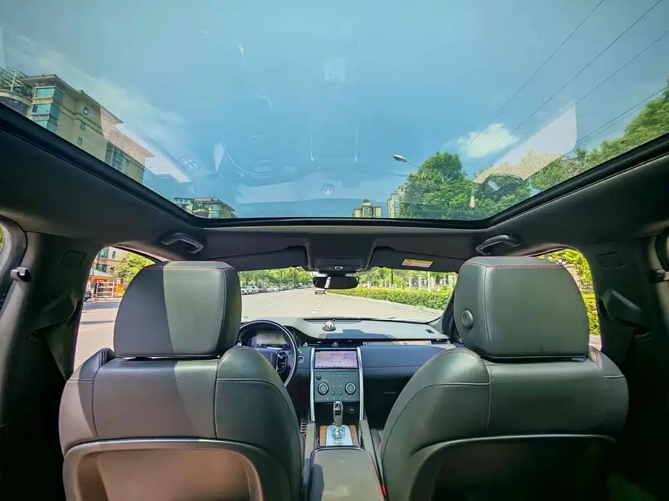 Land Rover Discover sports