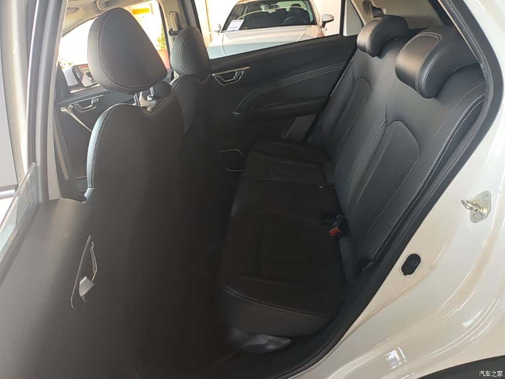 Geely X3, 2019 17