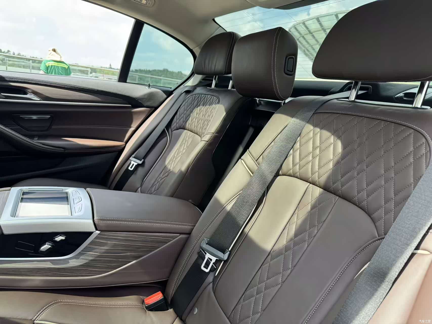 BMW 5 Series, 2018 17