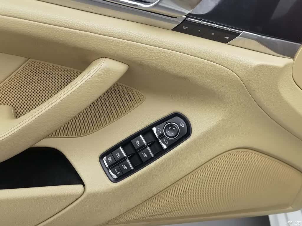 Porsche Panamera, 2014 9
