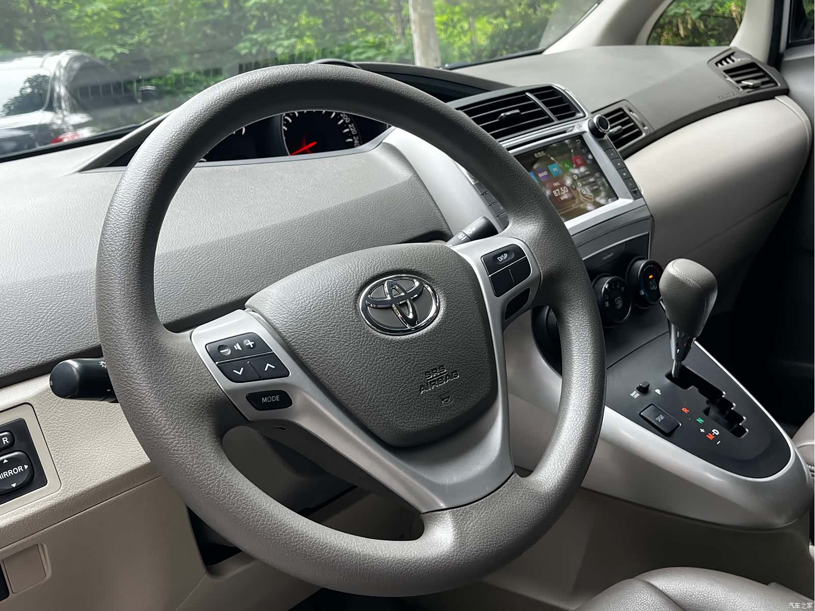 Toyota 180E, 2016 8