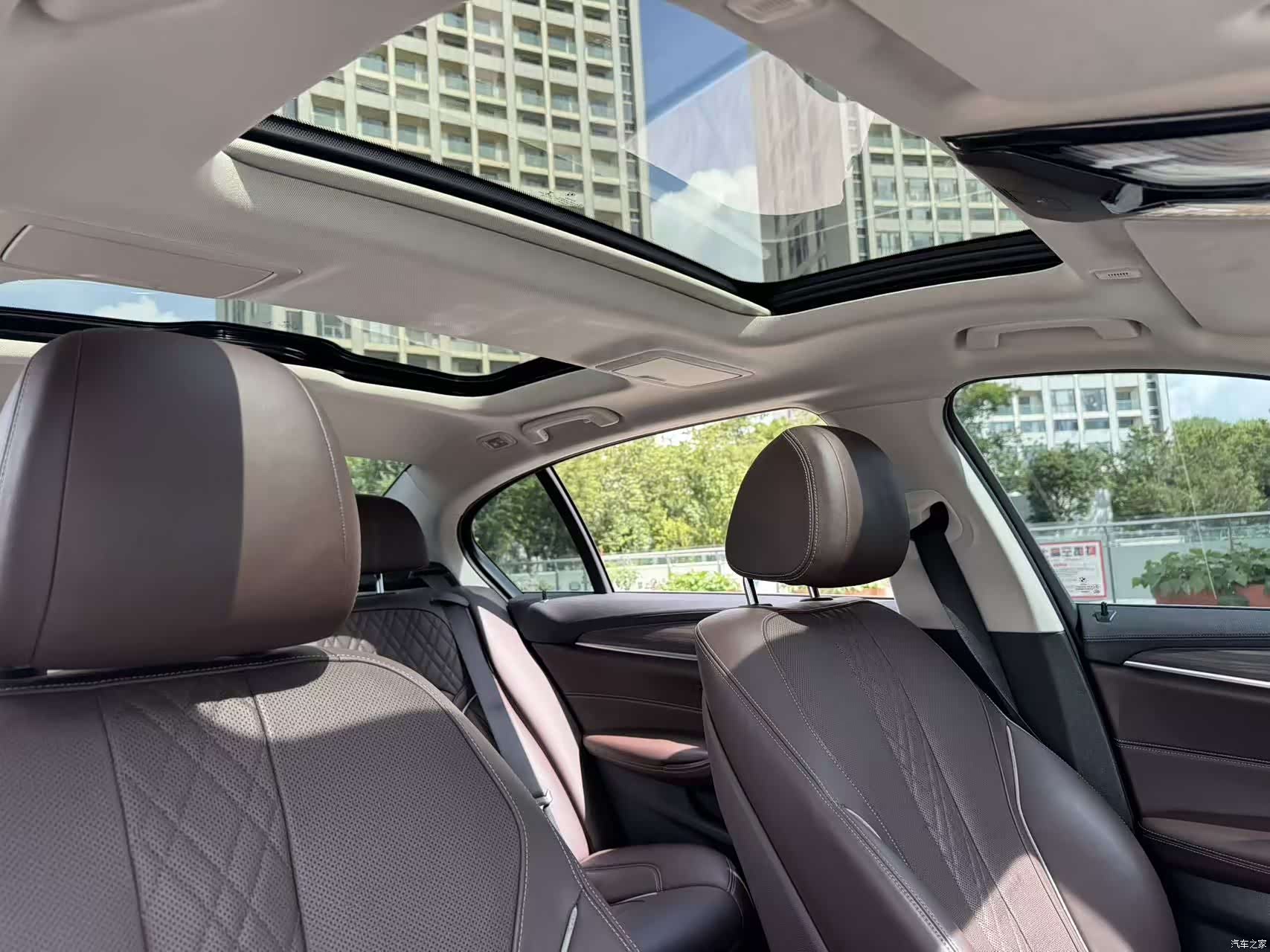 BMW 5 Series, 2018 28