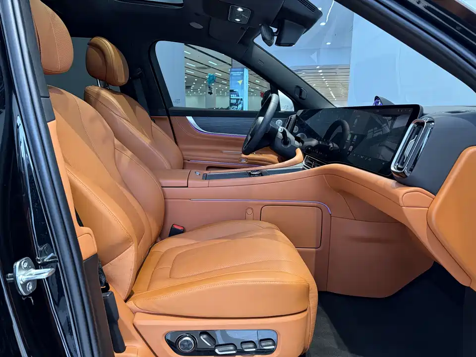 AITO Ask the world M9