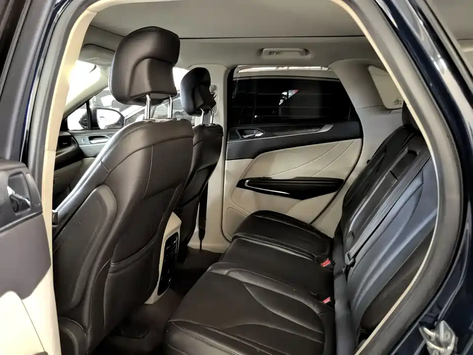 Lincoln MKC
